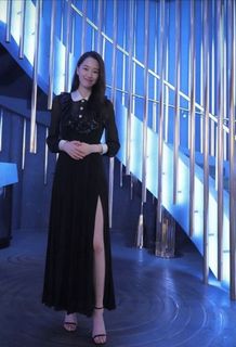 Won Ji-an feet photo 14