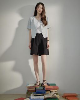 Won Ji-an feet photo 6