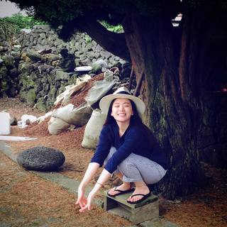 Woo-hee Chun feet photo 9