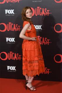 Wrenn Schmidt feet photo 11