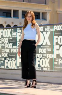 Wrenn Schmidt feet photo 4