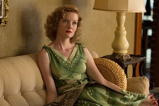 Wrenn Schmidt feet photo 10