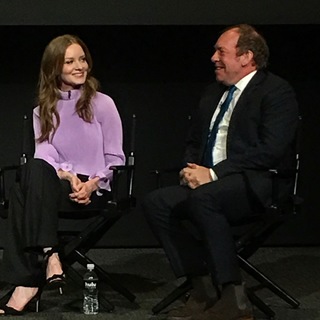 Wrenn Schmidt feet photo 1