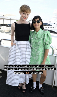 Wrenn Schmidt feet photo 7