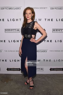 Wrenn Schmidt feet photo 2