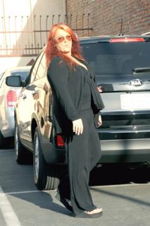 Wynonna Judd feet photo 7