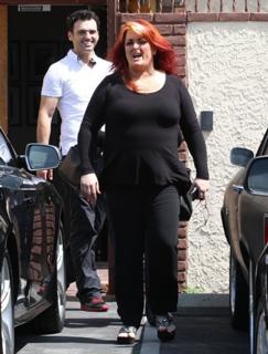 Wynonna Judd feet photo 20