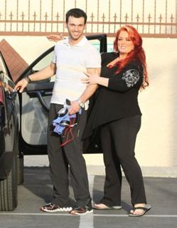 Wynonna Judd feet photo 15
