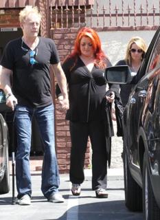 Wynonna Judd feet photo 12