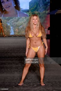 Xandra Pohl feet photo 8