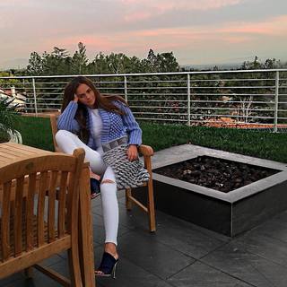 Xenia Deli feet photo 1