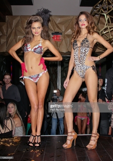 Xenia Deli feet photo 10