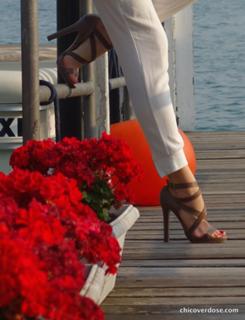 Xenia Tchoumitcheva feet photo thumbnail