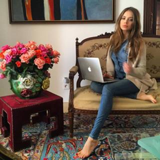 Xenia Tchoumitcheva feet photo thumbnail