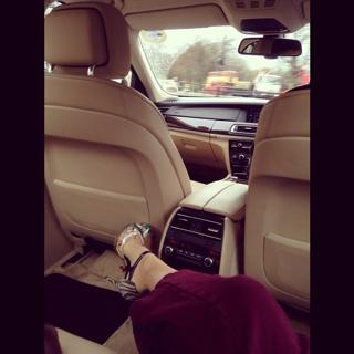 Xenia Tchoumitcheva feet photo thumbnail