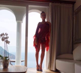 Xenia Tchoumitcheva feet photo thumbnail