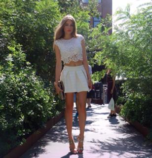 Xenia Tchoumitcheva feet photo thumbnail