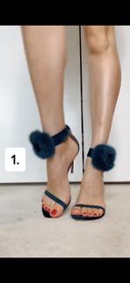 Xenia Tchoumitcheva feet photo thumbnail