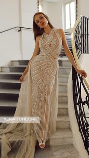 Xenia Tchoumitcheva feet photo thumbnail