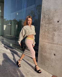 Xenia Tchoumitcheva feet photo thumbnail