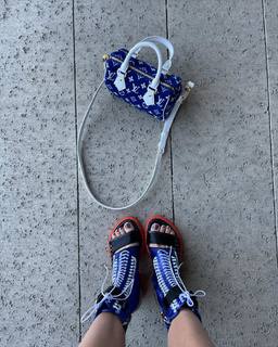 Xenia Tchoumitcheva feet photo thumbnail