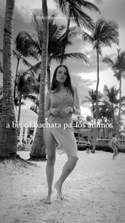 Xenia Tchoumitcheva feet photo thumbnail