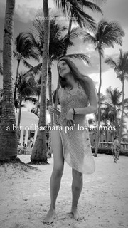 Xenia Tchoumitcheva feet photo thumbnail