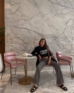 Xenia Tchoumitcheva feet photo thumbnail