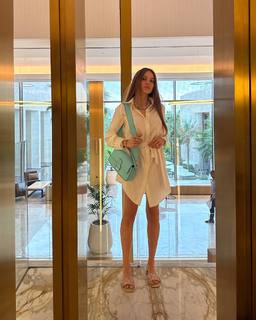 Xenia Tchoumitcheva feet photo thumbnail