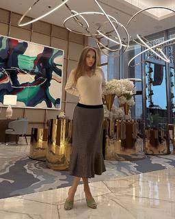 Xenia Tchoumitcheva feet photo thumbnail