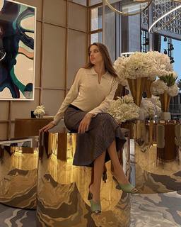 Xenia Tchoumitcheva feet photo thumbnail