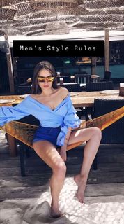 Xenia Tchoumitcheva feet photo thumbnail