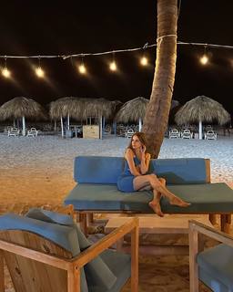 Xenia Tchoumitcheva feet photo thumbnail
