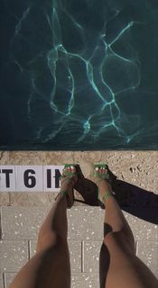 Xenia Tchoumitcheva feet photo thumbnail