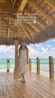 Xenia Tchoumitcheva feet photo thumbnail