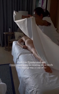 Xenia Tchoumitcheva feet photo thumbnail
