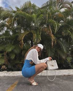 Xenia Tchoumitcheva feet photo thumbnail