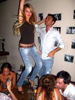 Xenia Tchoumitcheva feet photo thumbnail