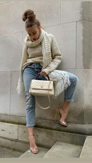 Xenia Tchoumitcheva feet photo thumbnail