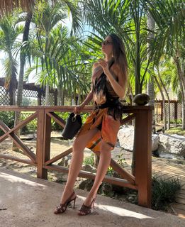 Xenia Tchoumitcheva feet photo 6