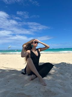 Xenia Tchoumitcheva feet photo 9