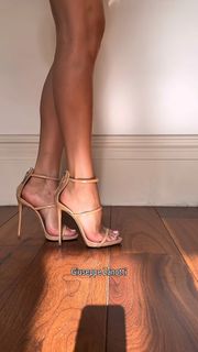 Xenia Tchoumitcheva feet photo 17