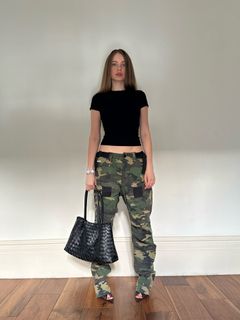 Xenia Tchoumitcheva feet photo 14