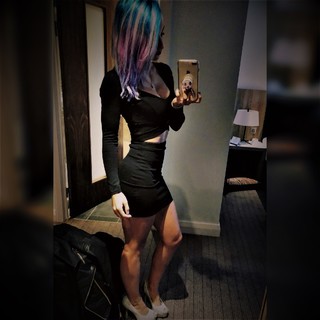 Xia Brookside feet photo 9