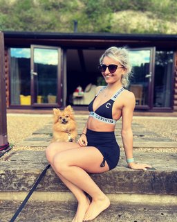 Xia Brookside feet photo 4