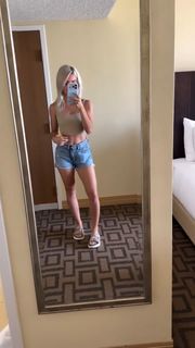 Xia Brookside feet photo 8