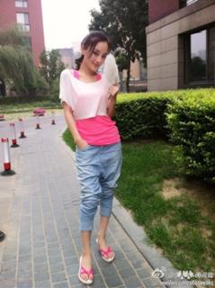 Xiaolu Li feet photo 2