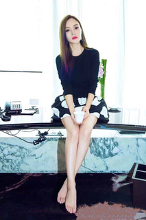 Xiaolu Li feet photo 16