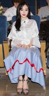 Xiaolu Li feet photo 10