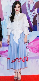 Xiaolu Li feet photo 9